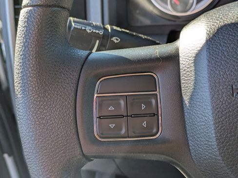 Used 2017 RAM 1500 Express image 15