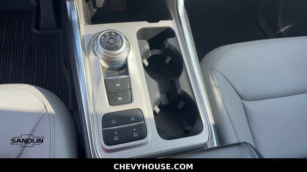 Used 2021 Ford Explorer XLT w/ Equipment Group 202A RWD image 35