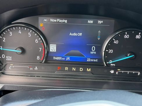Used 2020 Ford Explorer XLT w/ Equipment Group 202A RWD image 15