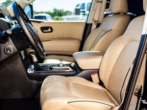 Used 2024 Nissan Armada SV image 27