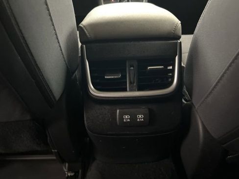 Used 2022 Subaru Outback Premium image 29