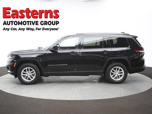Used 2022 Jeep Grand Cherokee L Laredo w/ Luxury Tech Group I AWD/4WD image 60