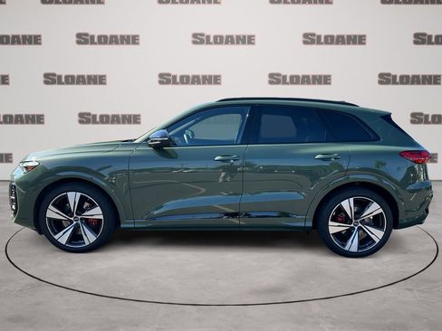 Used 2025 Audi SQ5 Prestige AWD/4WD image 2