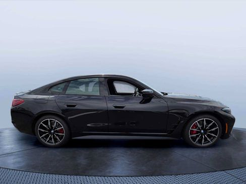 New 2026 BMW 430i xDrive w/ M Sport Package AWD/4WD image 7