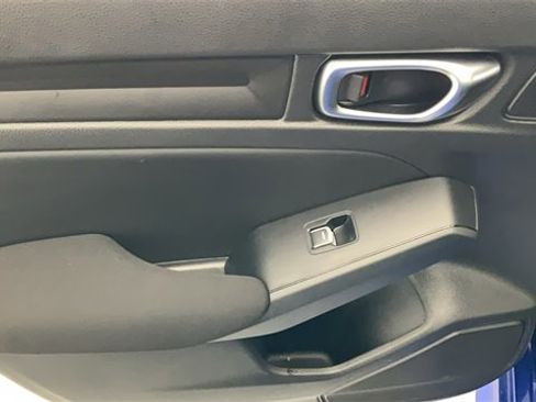 Used 2023 Honda Civic Sport image 20