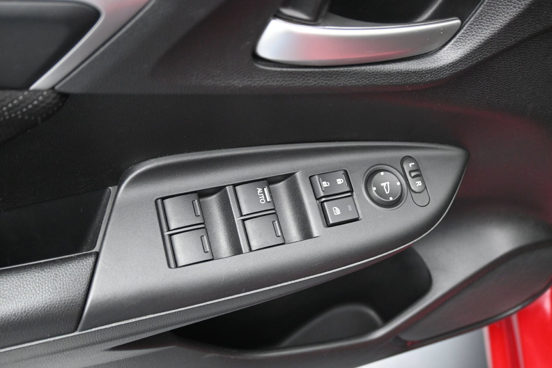 Used 2016 Honda Fit EX image 18