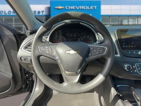 Used 2023 Chevrolet Malibu LT FWD image 13