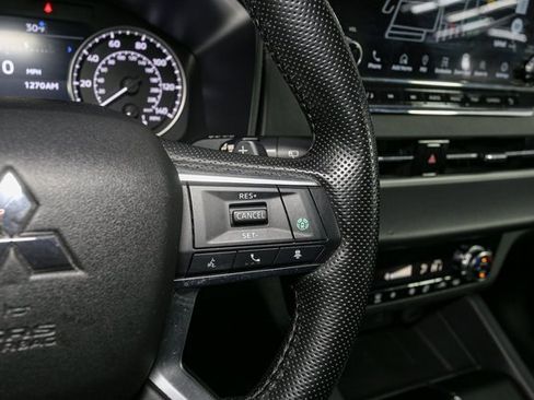 Used 2024 Mitsubishi Outlander SE image 31