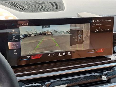 New 2026 BMW X5 xDrive40i w/ Premium Package image 14