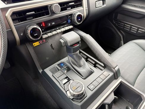New 2026 Toyota Tacoma TRD Off-Road AWD/4WD image 10