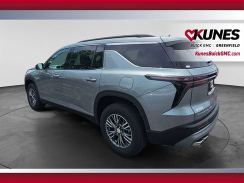 Used 2024 Chevrolet Traverse LT AWD/4WD image 8