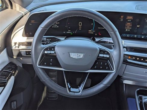 Used 2024 Cadillac Lyriq Sport image 18