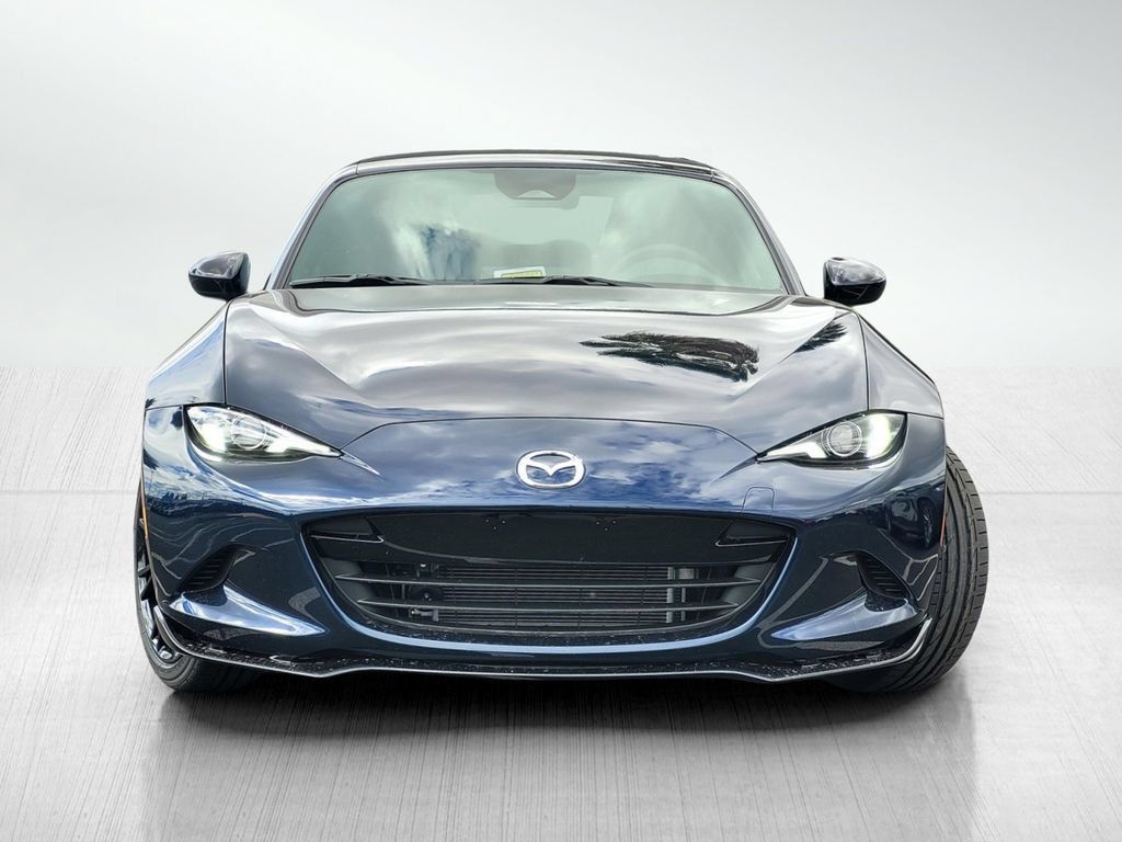 New 2026 MAZDA MX-5 Miata Club w/ Interior Package RWD image 2