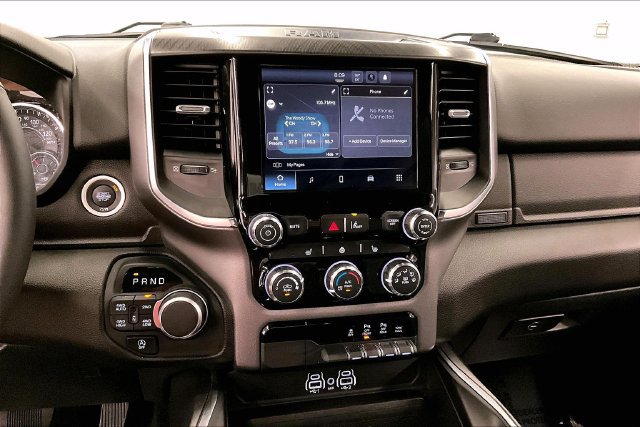 Used 2025 RAM 1500 Big Horn AWD/4WD image 30