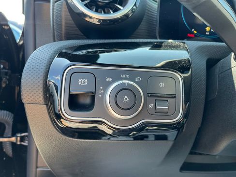 Certified 2023 Mercedes-Benz CLA 250 4MATIC image 19