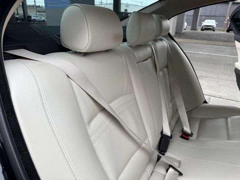 Used 2015 BMW 535i xDrive Sedan AWD/4WD image 21