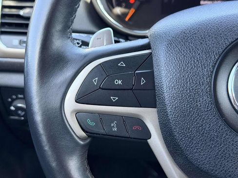 Used 2016 Jeep Grand Cherokee Laredo w/ Quick Order Package 23E AWD/4WD image 8