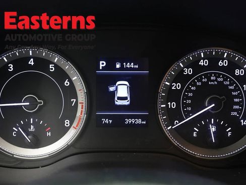 Used 2021 Hyundai Venue SEL FWD image 17