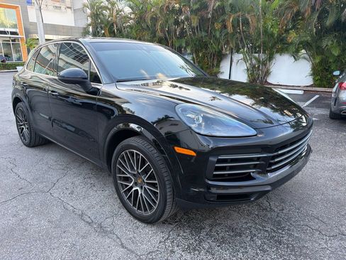 Used 2021 Porsche Cayenne AWD/4WD image 8