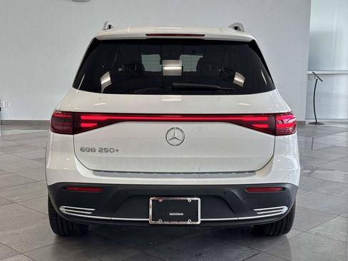 Certified 2024 Mercedes-Benz EQB 250+ image 25
