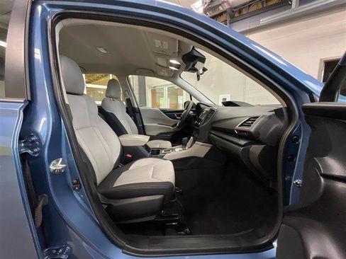 Used 2022 Subaru Forester image 24