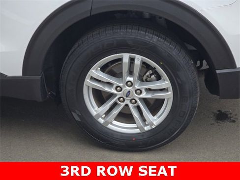 Used 2023 Ford Explorer XLT w/ Equipment Group 202A image 31