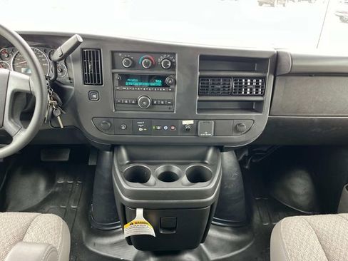 New 2025 GMC Savana 3500 w/ Power Convenience Package image 18