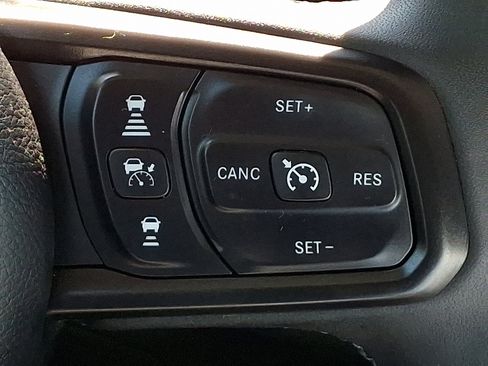 Certified 2025 Jeep Wrangler Unlimited Sport AWD/4WD image 22