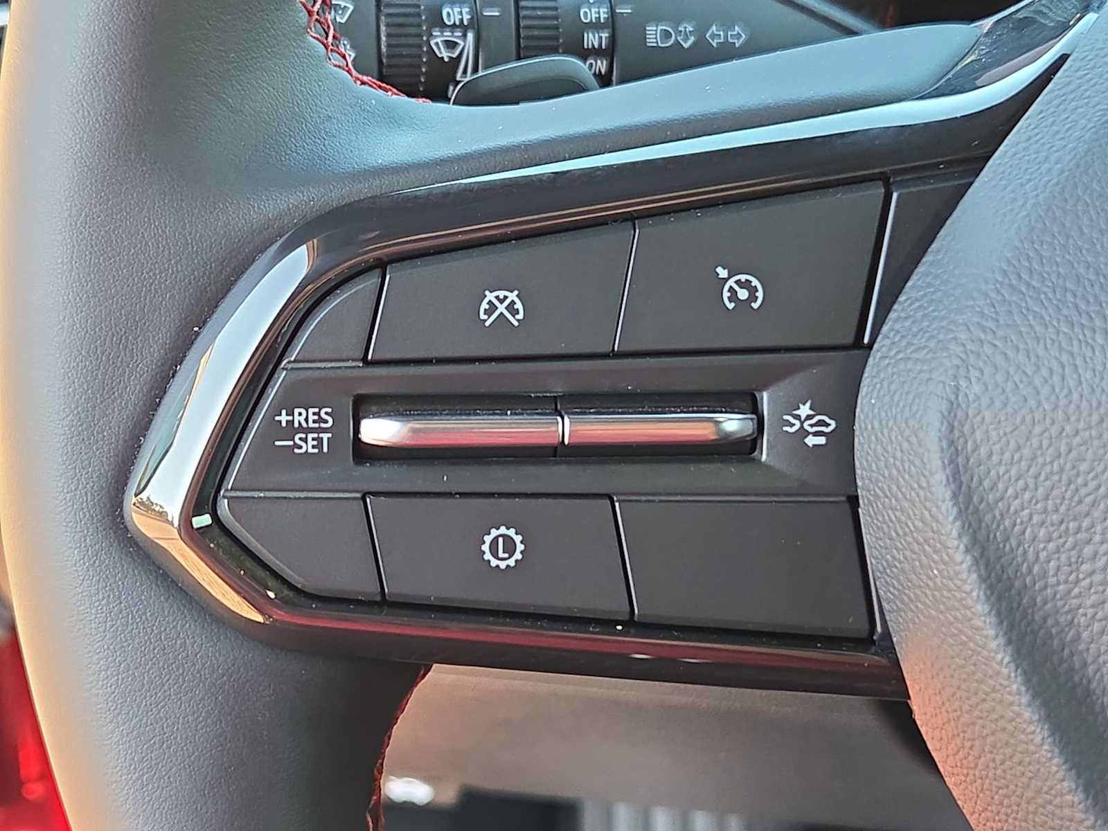 Used 2026 Chevrolet Equinox RS FWD image 23