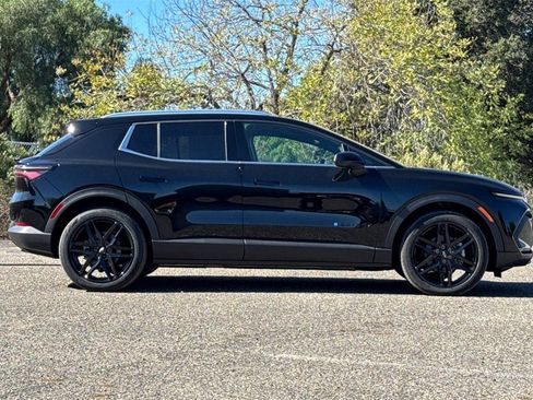 New 2026 Chevrolet Equinox EV LT w/ LPO, Blackout Package image 3