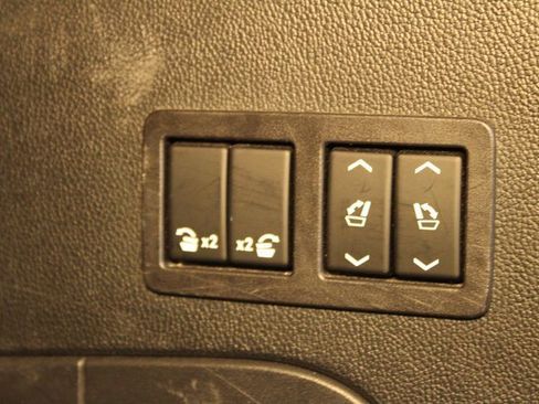 Used 2019 Chevrolet Tahoe Premier image 19