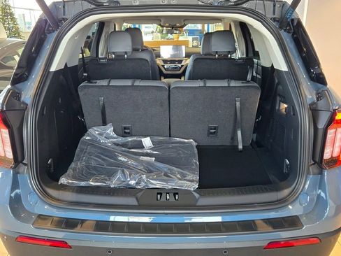 New 2026 Ford Explorer Active w/ Active Comfort Package image 13