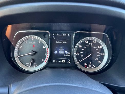 Used 2018 Nissan Titan Platinum Reserve w/ Platinum Utility Package AWD/4WD image 18