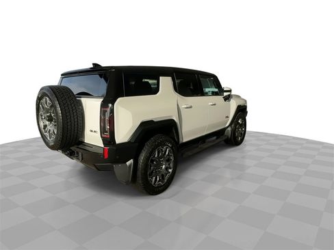 Certified 2024 GMC Hummer EV 3X w/ LPO, Illumination Package image 8