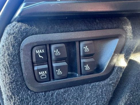 Used 2023 BMW X7 xDrive40i w/ M Sport Package image 10