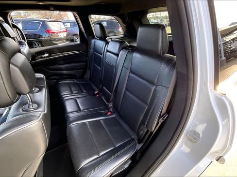 Used 2019 Jeep Grand Cherokee Overland image 20