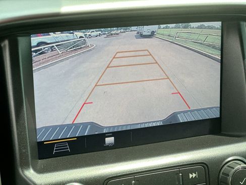 Used 2022 Chevrolet Colorado ZR2 image 14