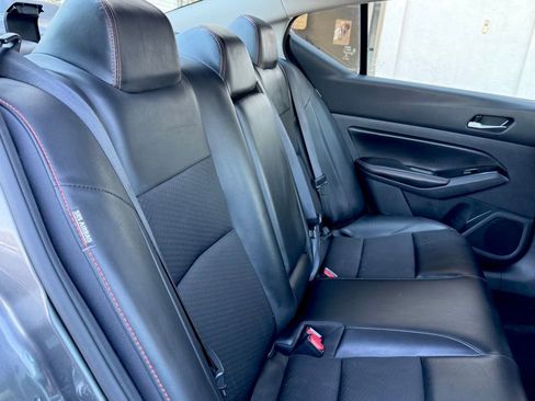 Used 2024 Nissan Altima 2.5 SR FWD image 16