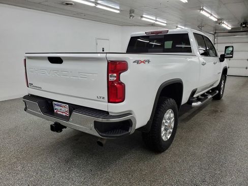 Used 2024 Chevrolet Silverado 2500 LTZ w/ LTZ Premium Package image 4