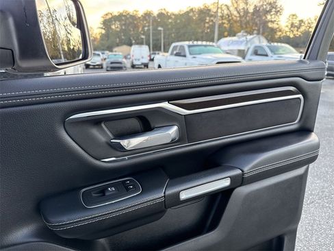 Used 2022 RAM 1500 Laramie image 25