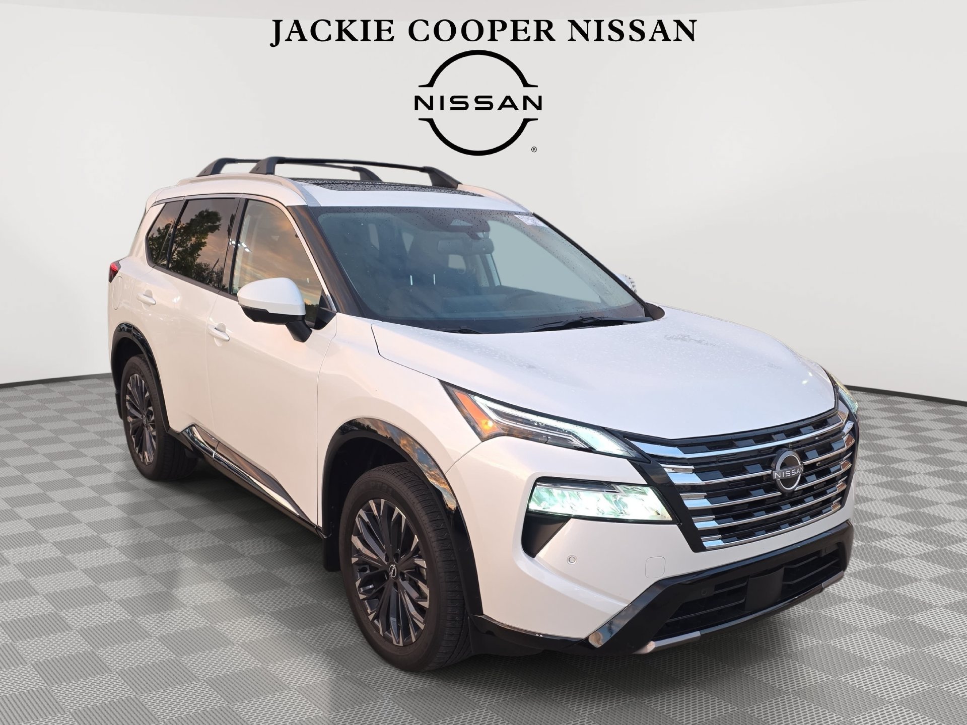 Used 2026 Nissan Rogue Platinum w/ Platinum Premium Package AWD/4WD image 3