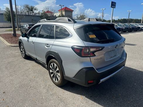 Used 2023 Subaru Outback Limited XT image 9