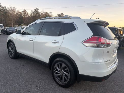 Used 2016 Nissan Rogue SL w/ SL Premium Package image 6