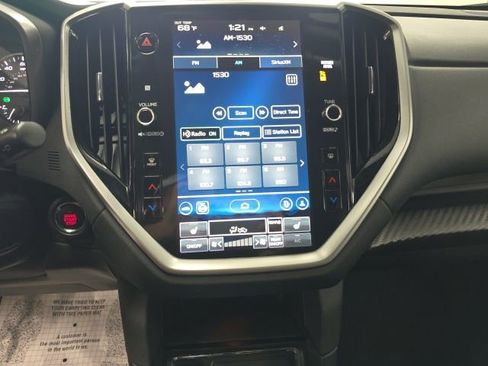 Used 2025 Subaru Ascent Premium AWD/4WD image 17