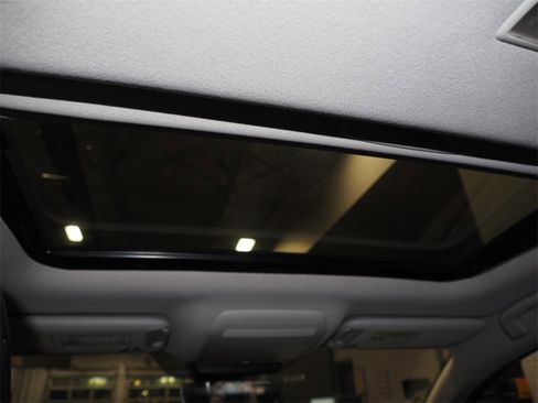 Certified 2025 MAZDA CX-30 AWD 2.5 S w/ Preferred Package image 10