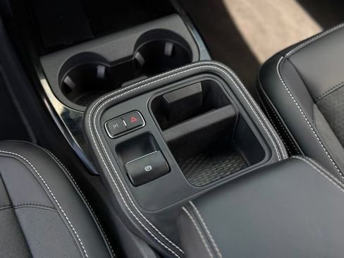 Used 2025 Ford Mustang Mach-E GT AWD/4WD image 30