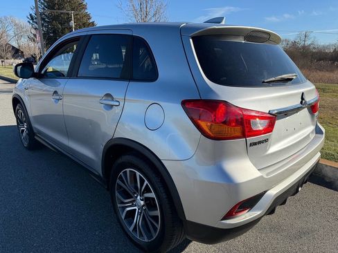 Used 2018 Mitsubishi Outlander Sport SE image 7