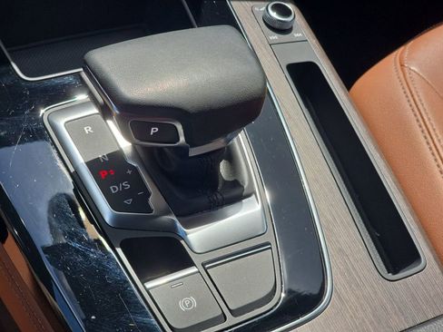 Certified 2023 Audi Q5 2.0T Premium Plus w/ Premium Plus Package AWD/4WD image 19