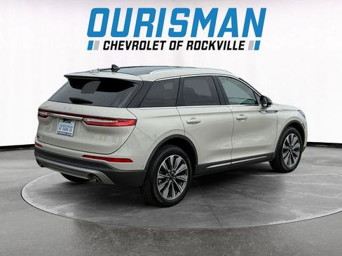 Used 2022 Lincoln Corsair Reserve w/ Equipment Group 201A AWD/4WD image 6