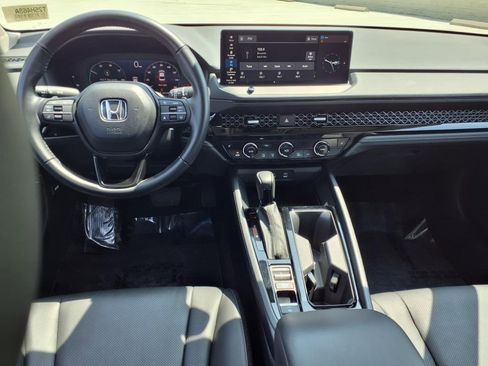 Used 2023 Honda Accord EX-L image 10
